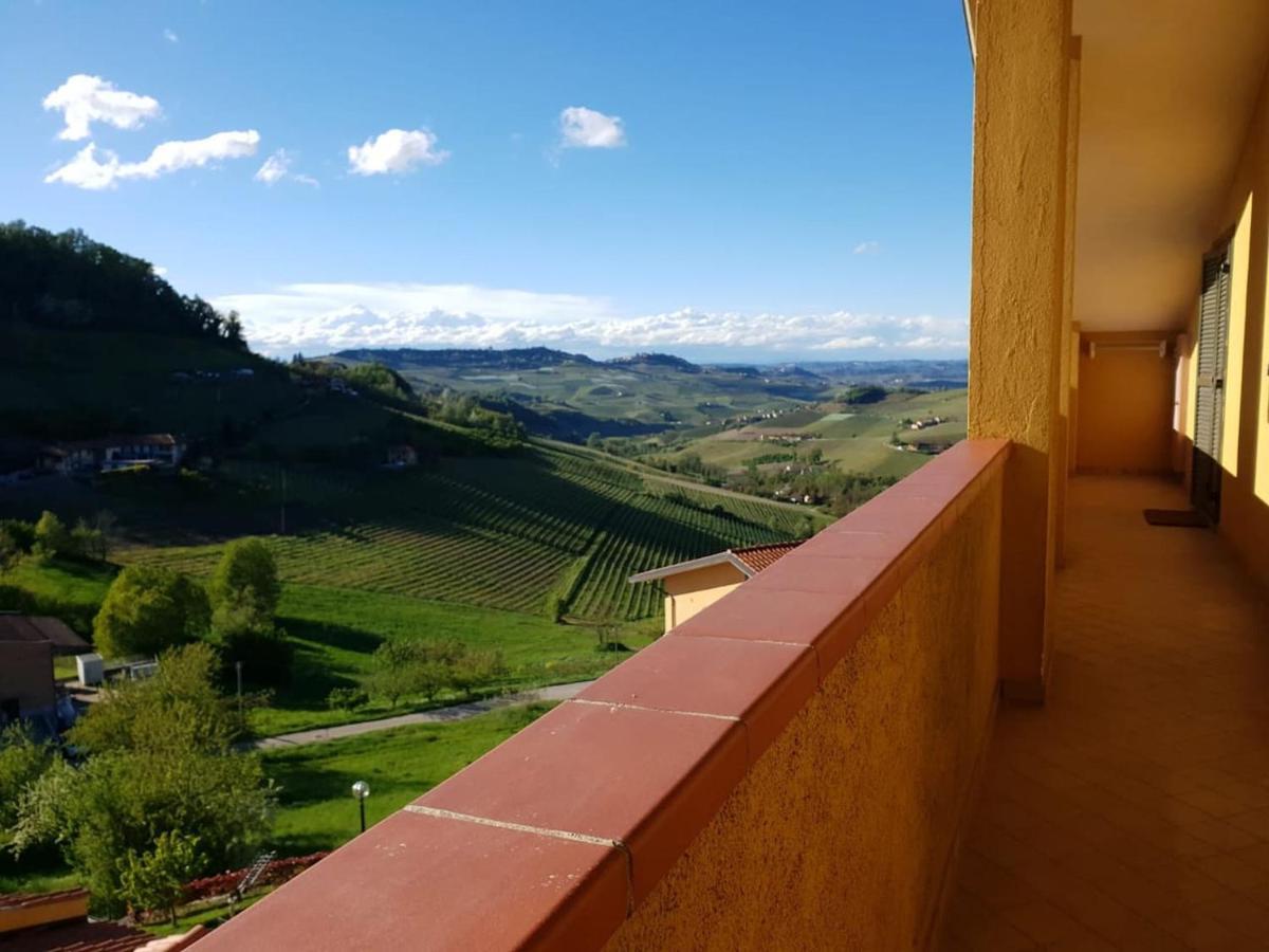 Langhe Belvedere Apartment Monforte dʼAlba Екстериор снимка